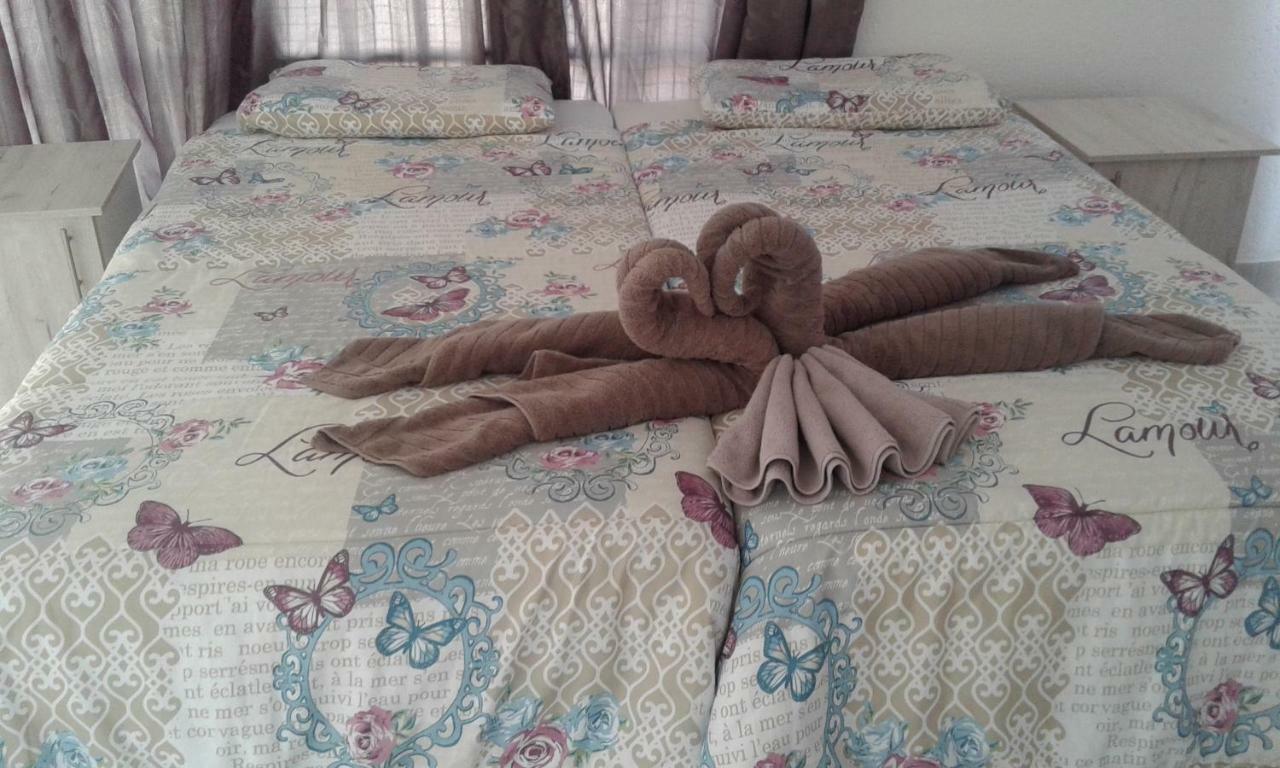 Elegant Guest House Malelane 马里兰 外观 照片